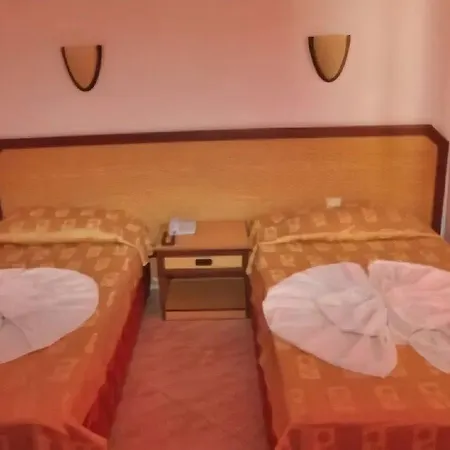 Hotel Peace